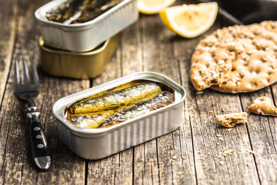 sardine en boite de conserve